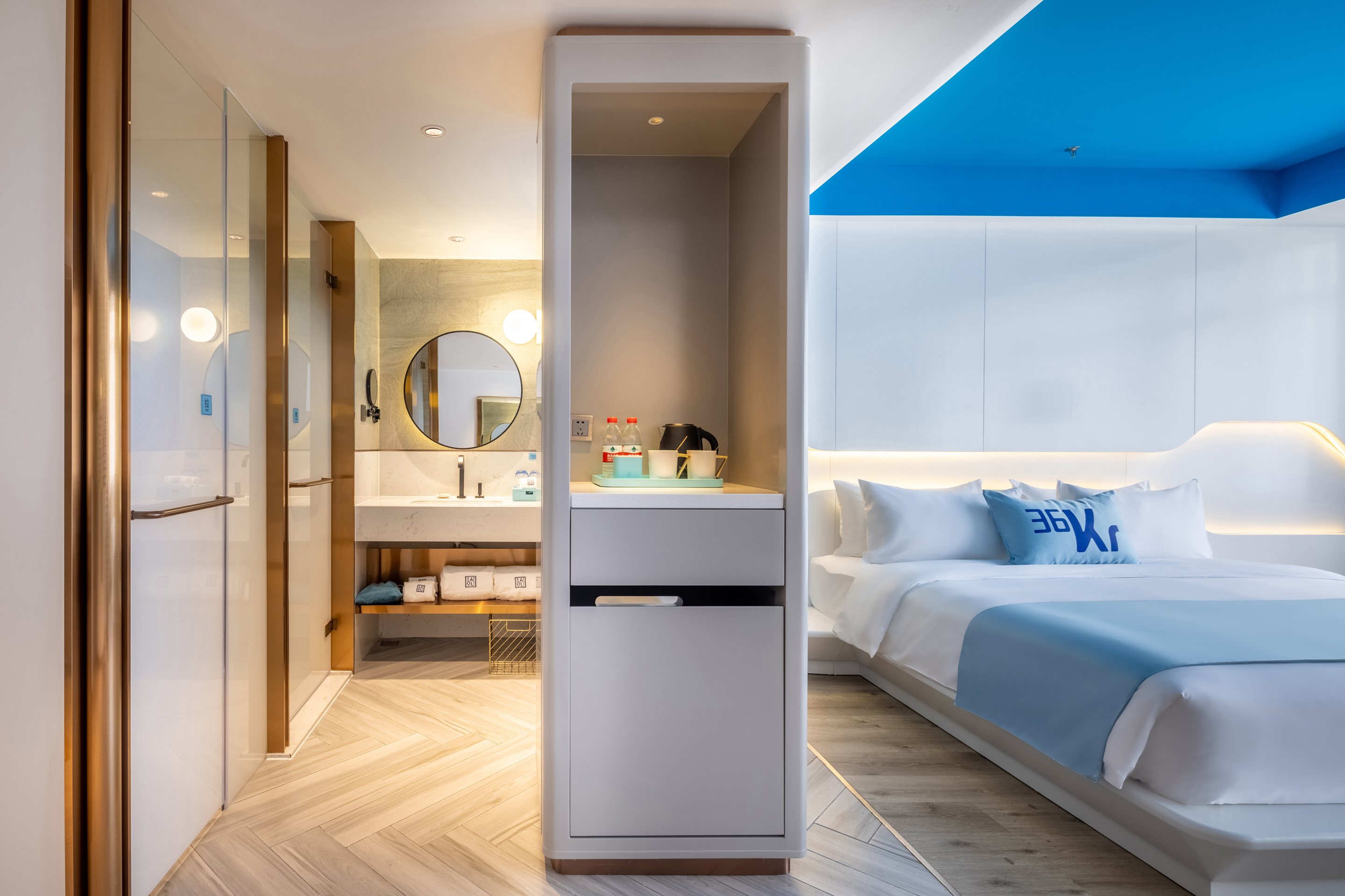 兰欧IP主题亲子房丨小度智能+多元化小童主题+摇摇马