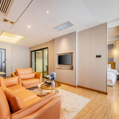 空氣凈化商務豪華套房 小璐智能酒店（肇慶七星巖風景區東門廣場店）優惠