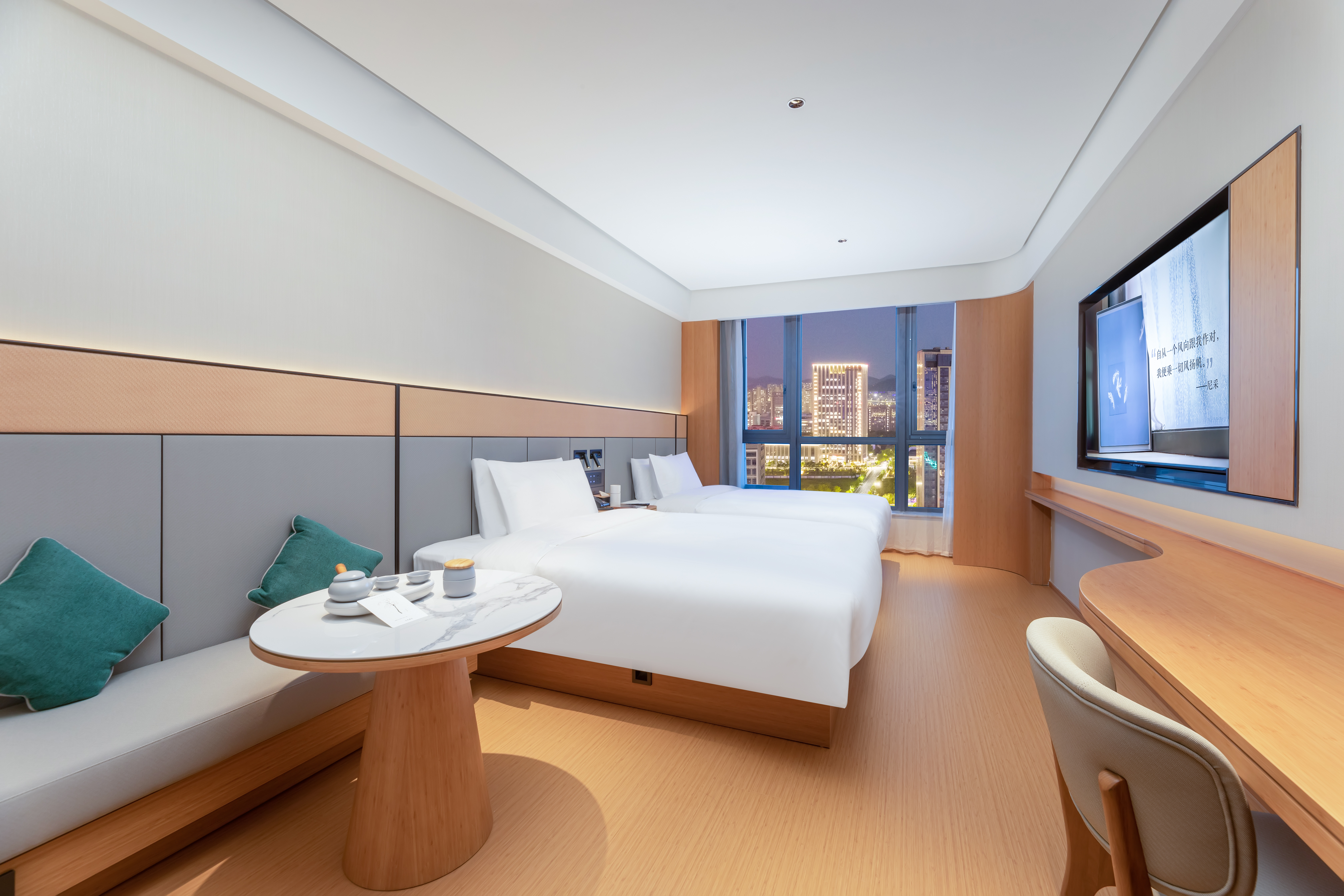 高级双床房（投屏65寸电视+小爱客控+智能马桶+小冰箱）