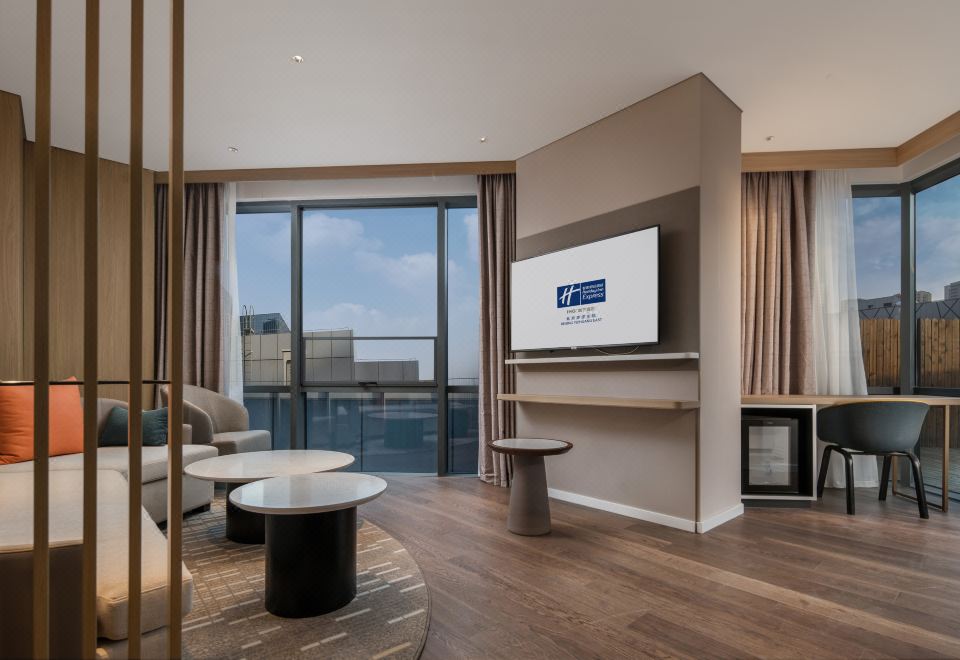 起居室套房（空氣凈化器 茶具 雙衞生間）