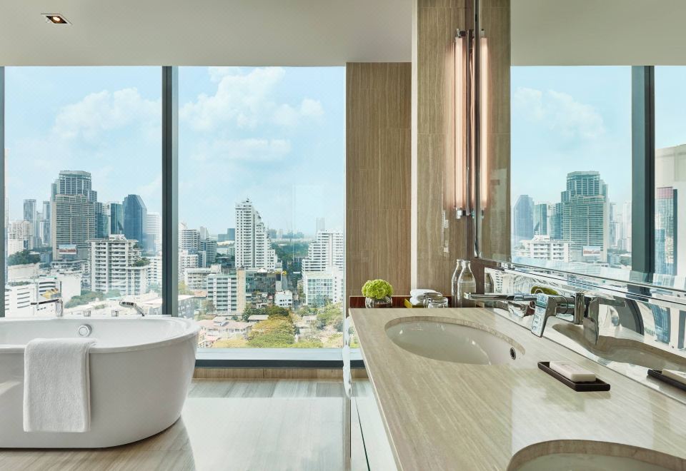 Hyatt Regency Bangkok SukhumvitRegency Deluxe Suite With 1 King Bed