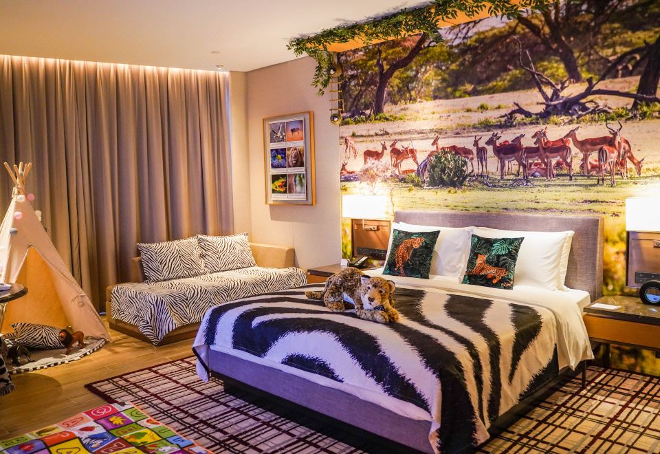 Hyatt Regency HengqinKaiyue Family Room