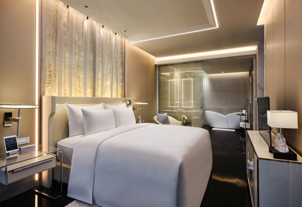 外滩景观云上套房