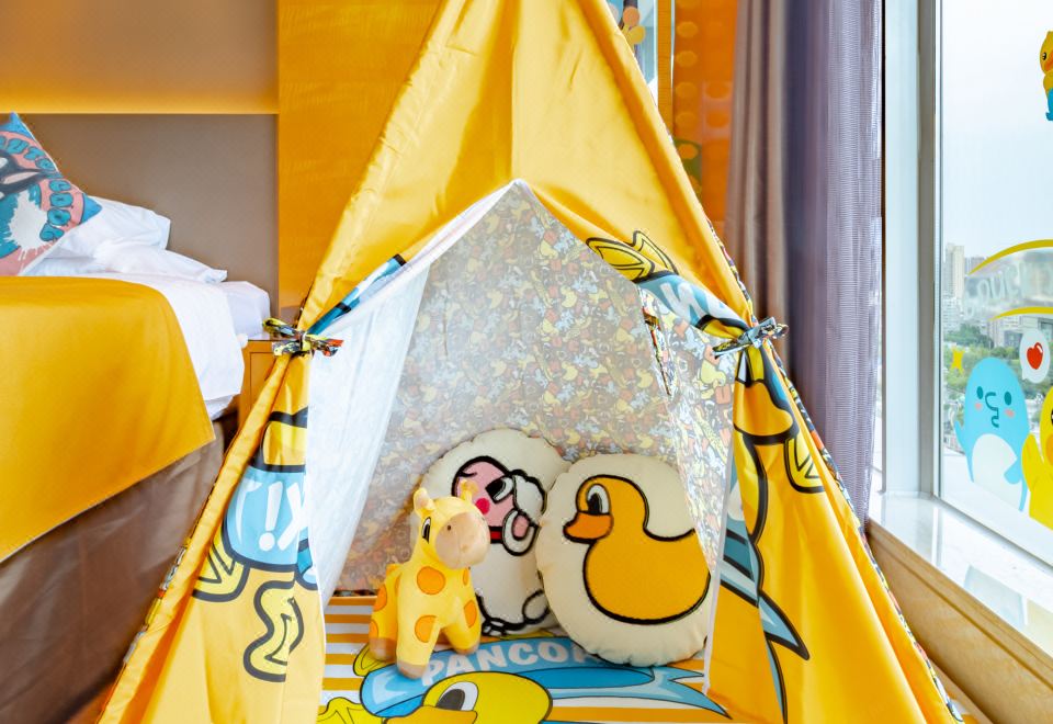 盼酷主題雙床房