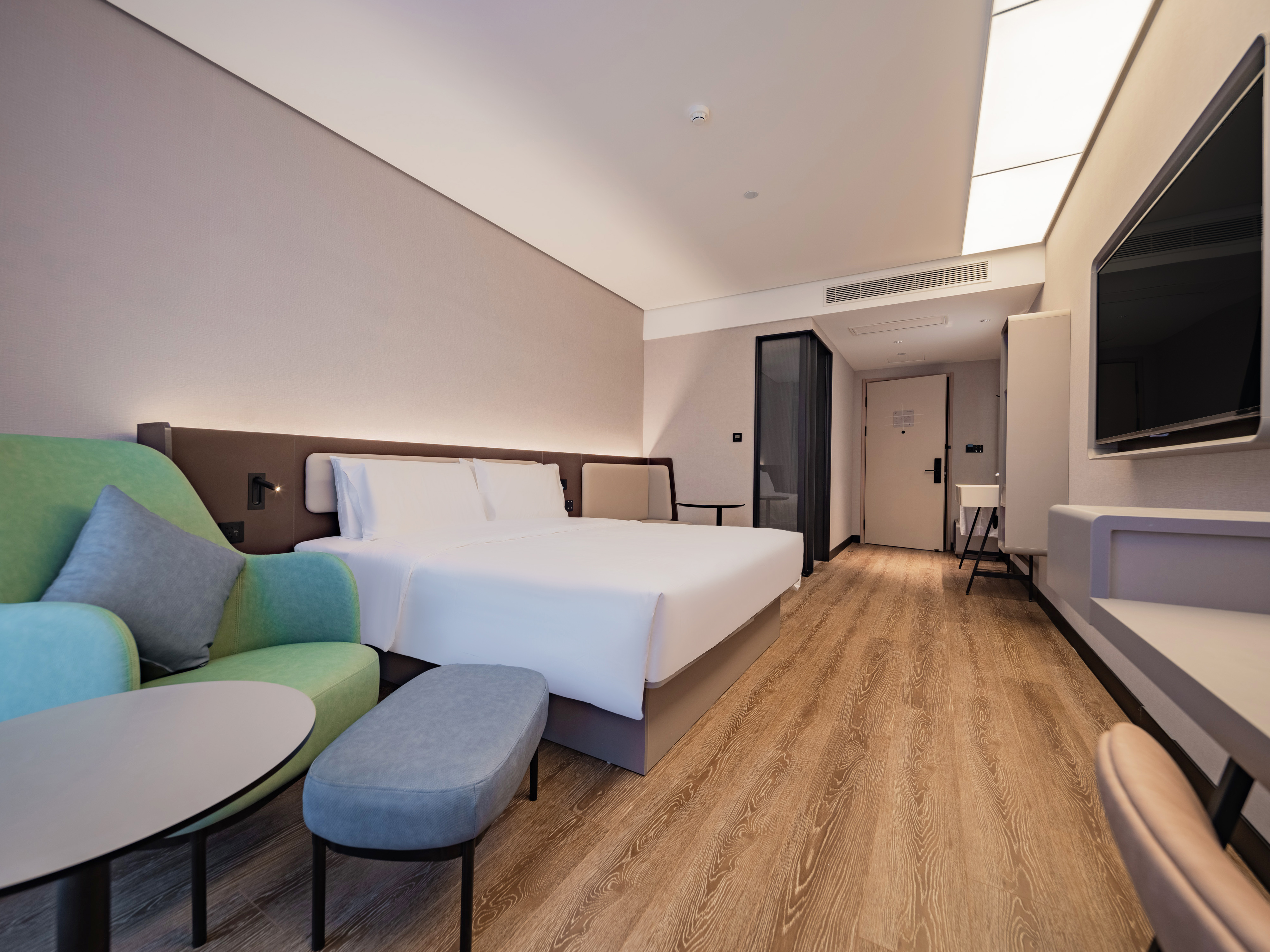 商务大床房【55寸投屏电视+语音客控+独立空调】