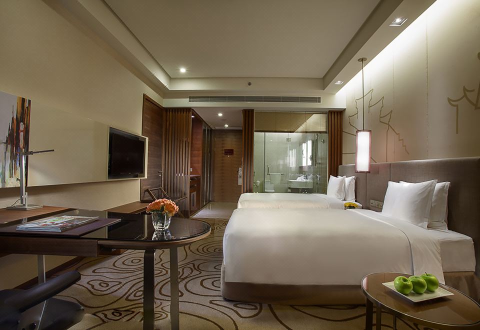 Holiday Inn Shanghai HongqiaoHoliday Inn Executive Room-Two Beds