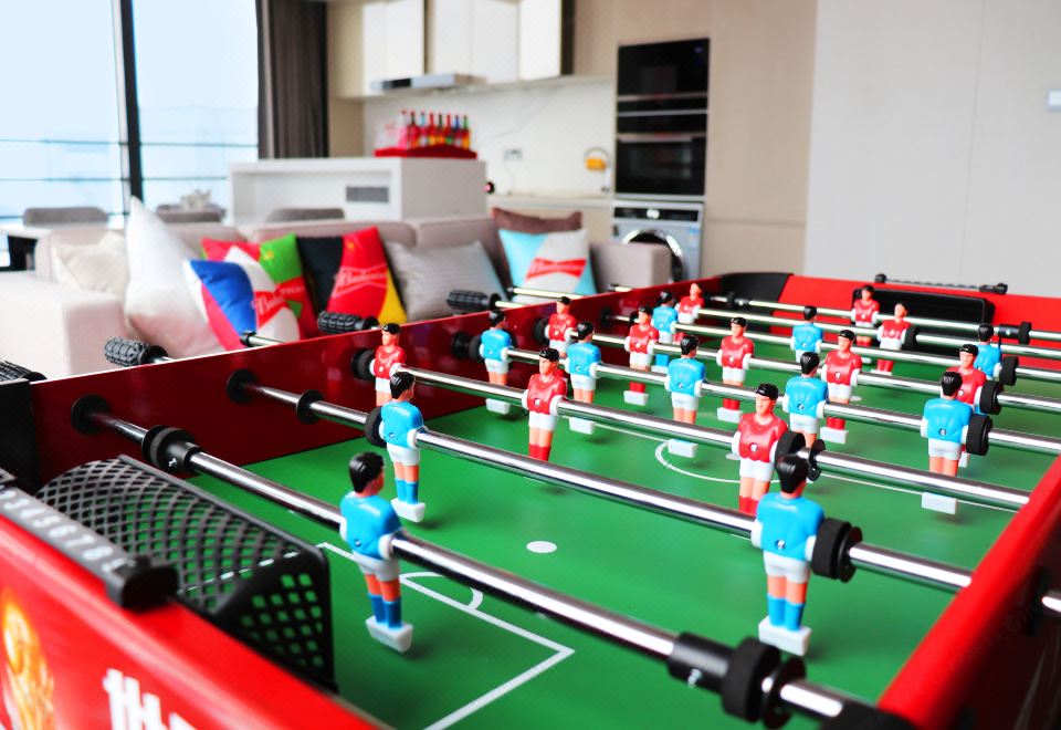 百威聯名觀賽主題房