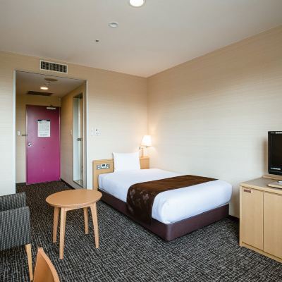 Semi Double Room(With private bathroom)(Non-smoking)