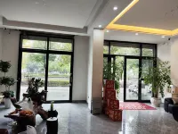 Luoping Tongda Qingyun Hotel فنادق في لوى بينغ