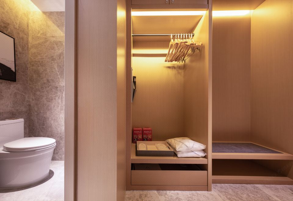 Zhuhai Gongbei Lovers Road Atour S Net Yiyan Selection HotelNetEase Strictly Selected Double Bed Room