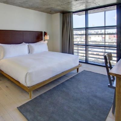 Queen Room with Manhattan View and Balcony Boro Hotel New York Promo Code