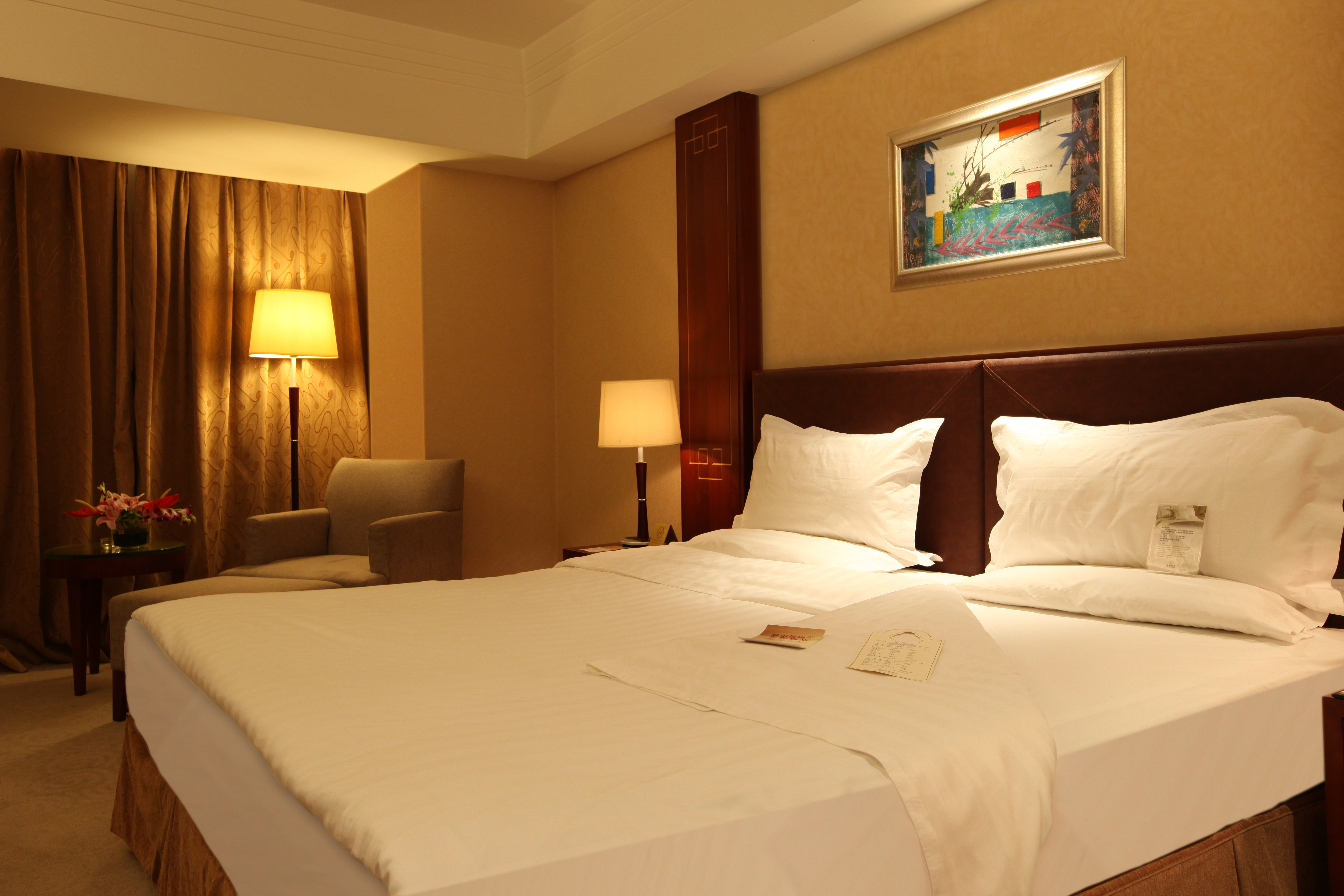 豪华商务大床间