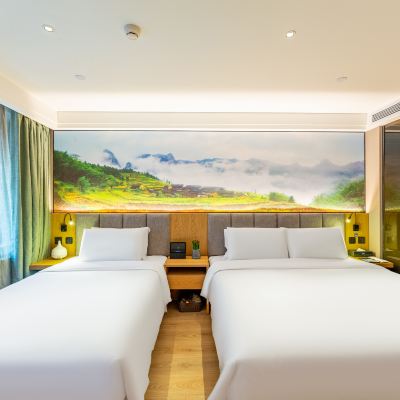 高級親子房（全屋智能+加濕器+獨立空調+獨立冰箱） 秋果飯店（哈爾濱中央大街松花江畔路店）優惠