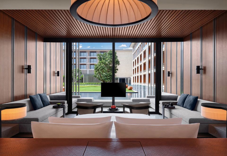 经典水畔园景一居室大床房（阳台）