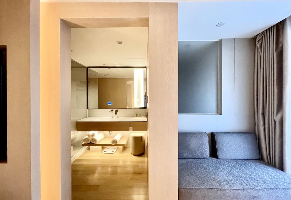 浪漫日式大床房（榻榻米床型/可投屏/智能镜）