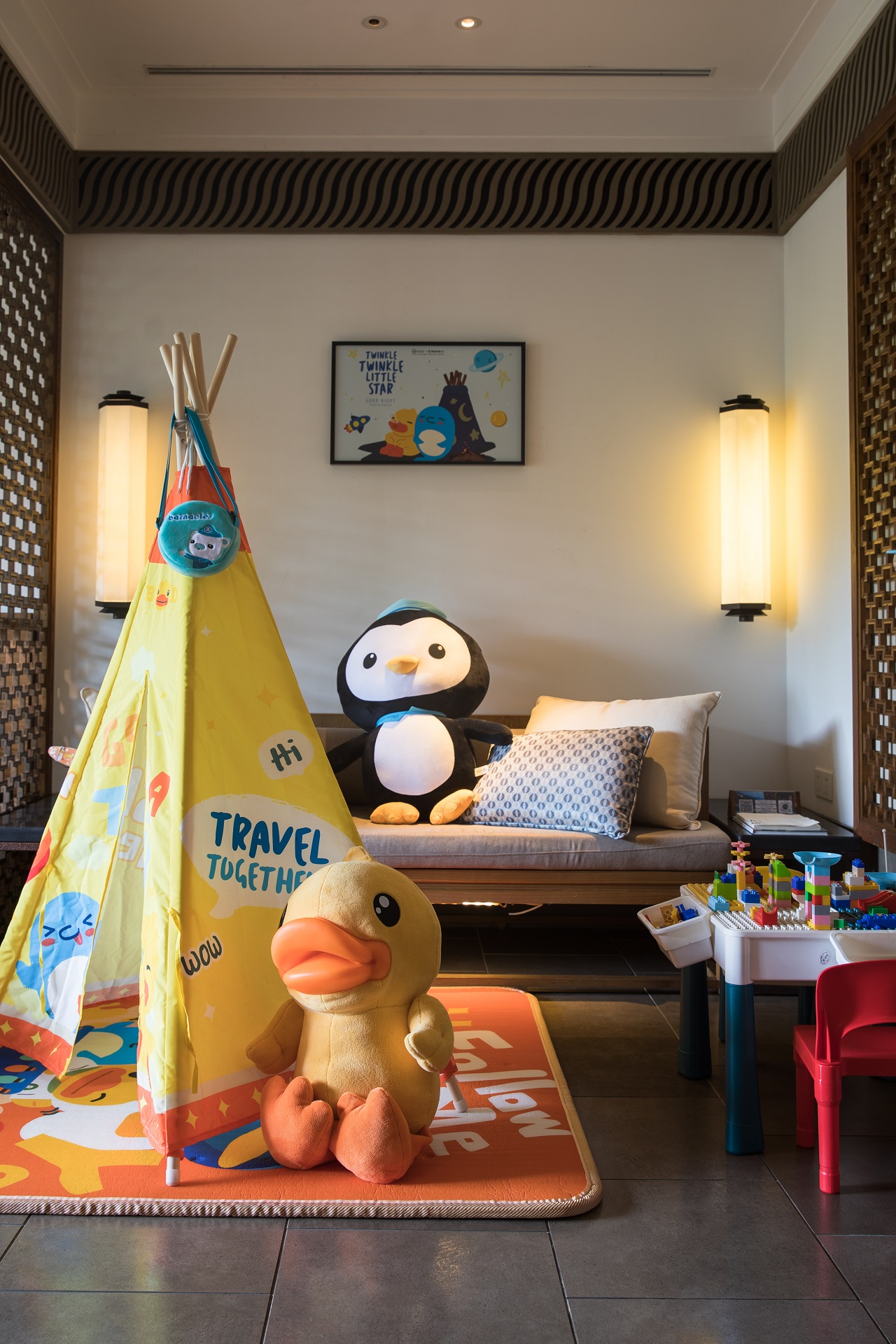 酷盼小黄鸭亲子房丨萌娃帐篷