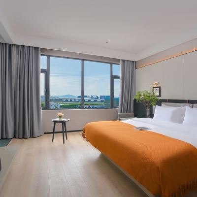 尊享大床房（乳膠床墊） 深圳寶安機場RANZ蘭茲國際飯店優惠