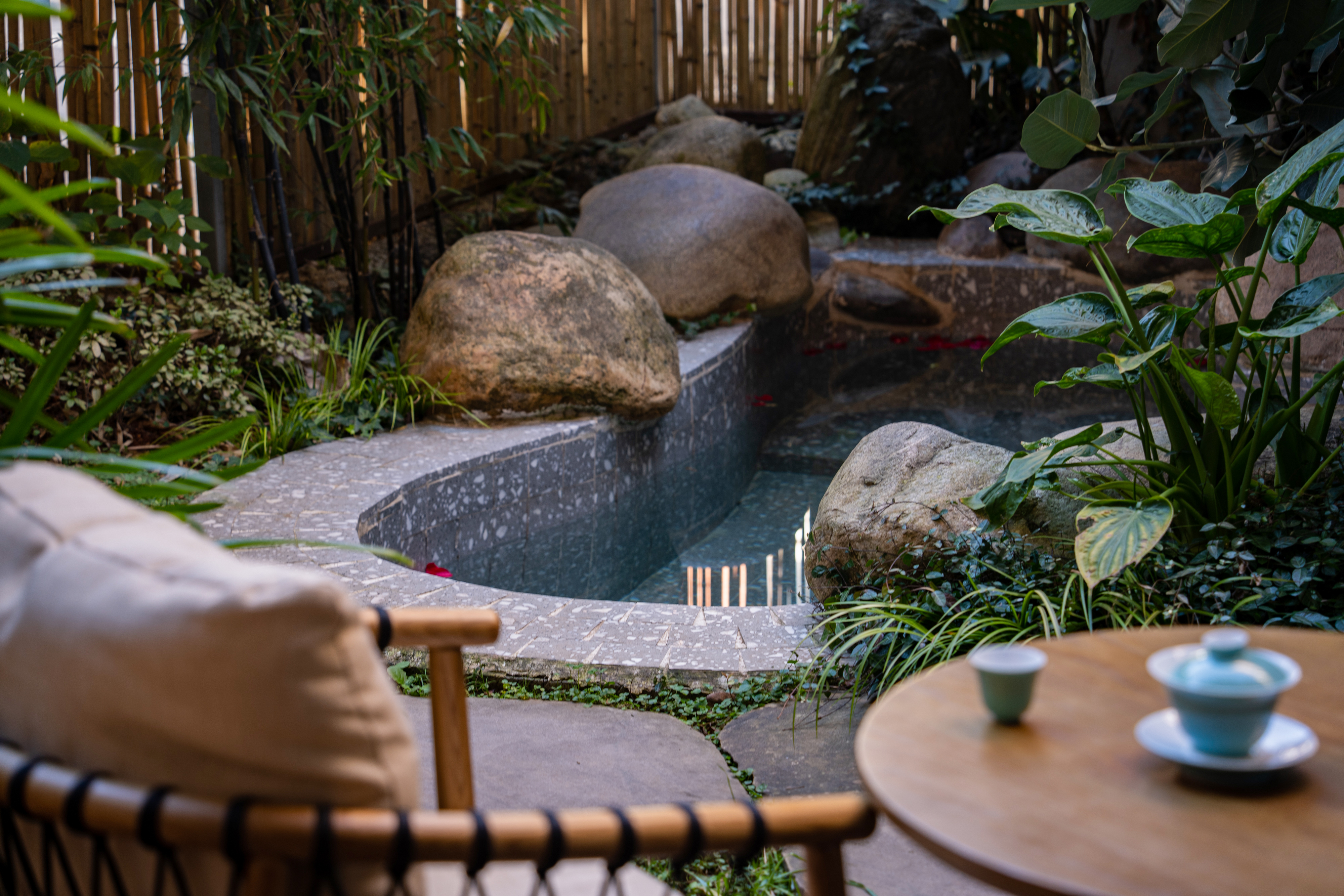 棲庭·趣野私湯雙床房「庭院私湯+大落地窗+無限放水」