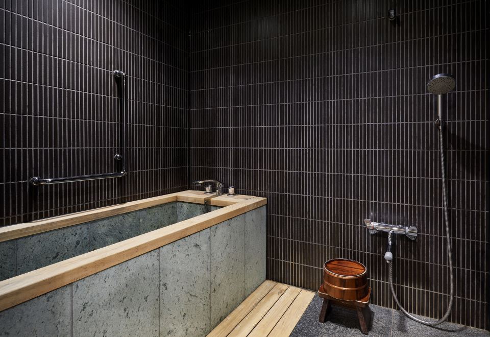 日式套房（6張床，直達俱樂部休息室，帶陽臺）