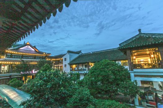 Zhuozheng Bieyuan Hotel