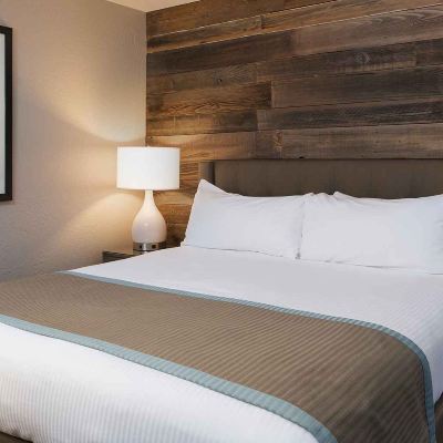 Deluxe One Bedroom Suite Hotel Azure Promo Code