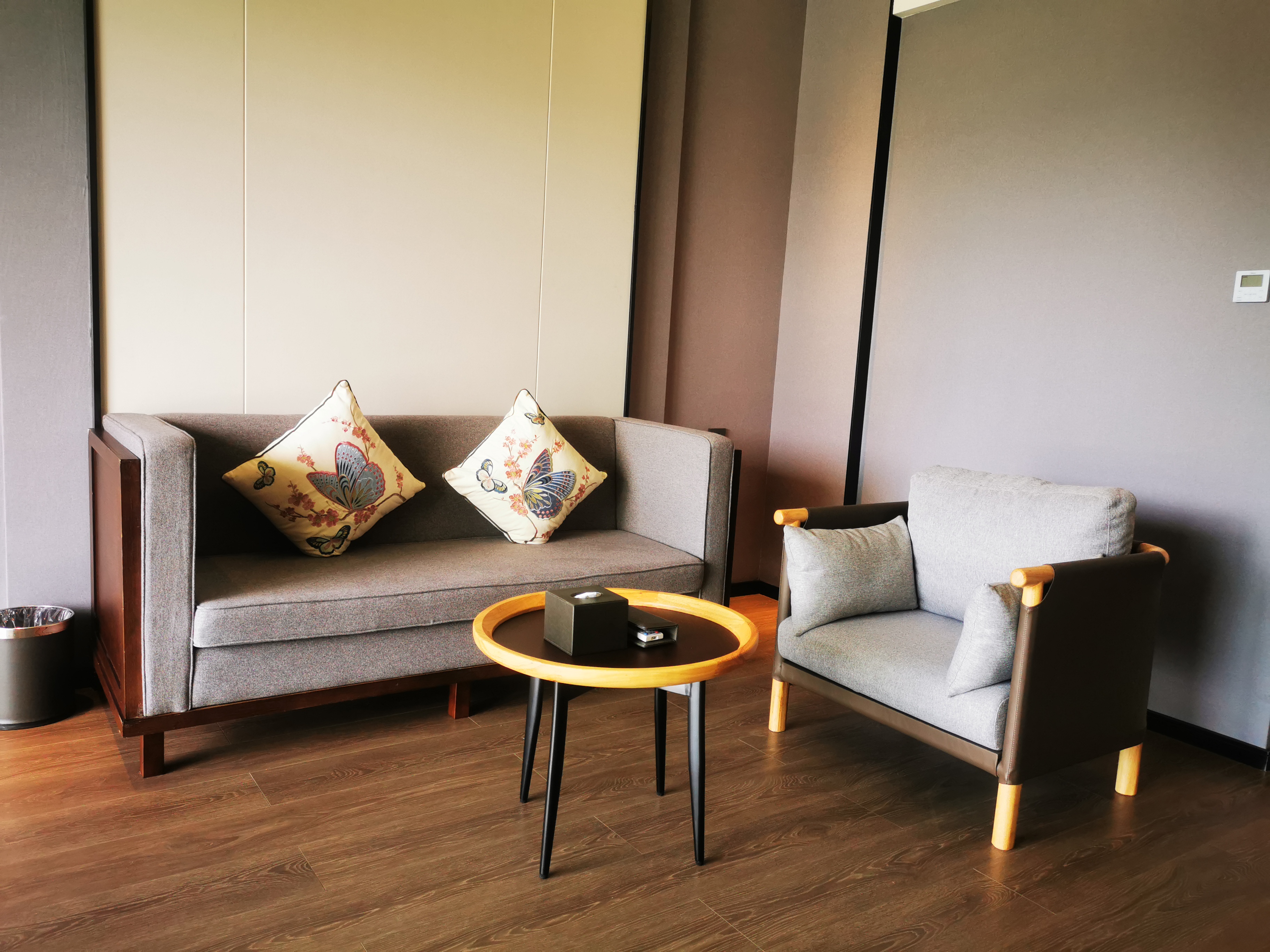 峯林环绕?270°全景阳台一室一厅套房