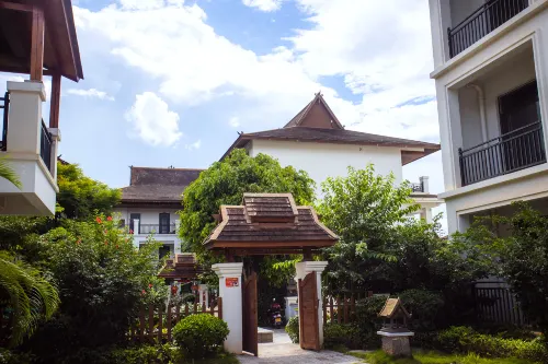 Jishu Holiday Apartment (Menghai Mengbala Store)