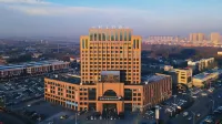Heyi Zhishang Hotel (Fuxin High-speed Railway Station Wanda Plaza)