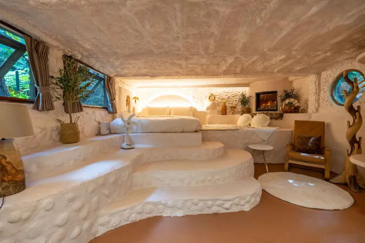 Hobbit House