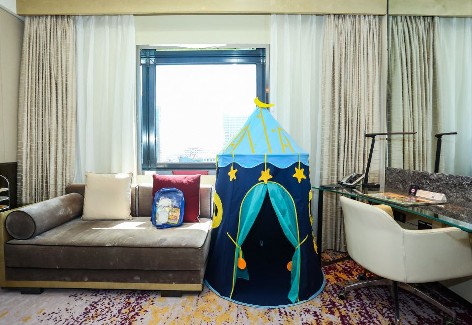 Kempinski Hotel Beijing Lufthansa CenterFamily Friendly Superior Room (Double Bed)