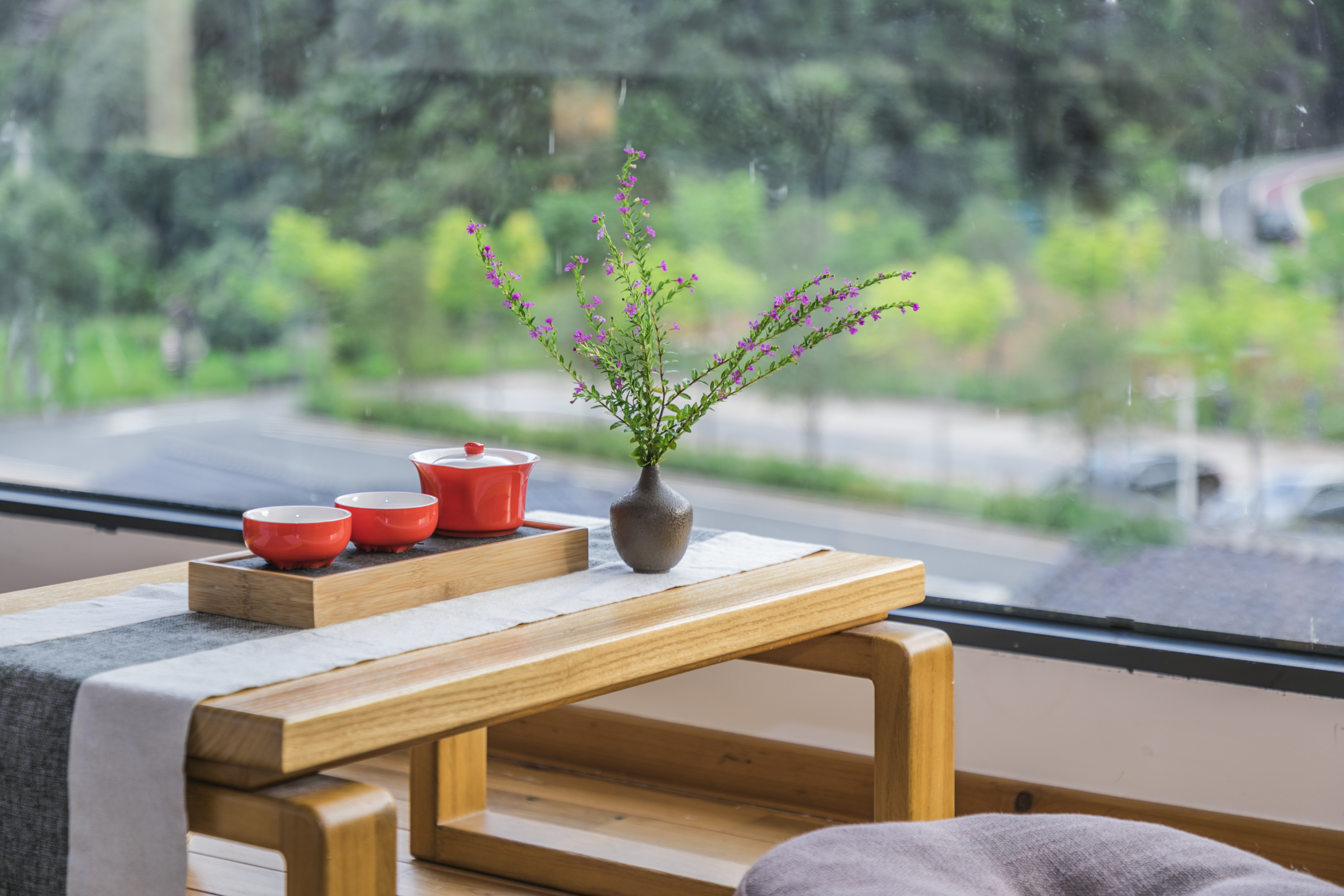 隅素?山景观韵大床房（落地宽幅观景台+新中式茶桌）