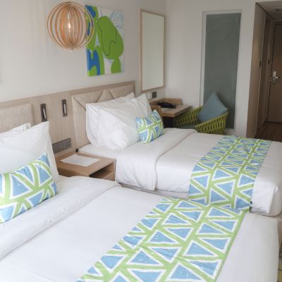 Standard Twin Room With No View