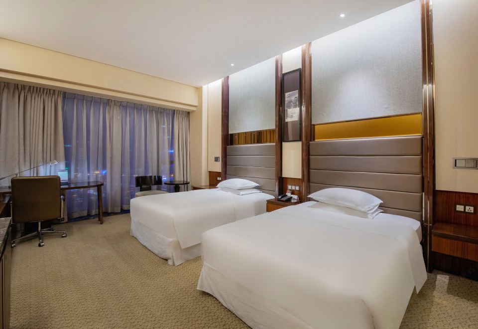 俱乐部豪华双床房