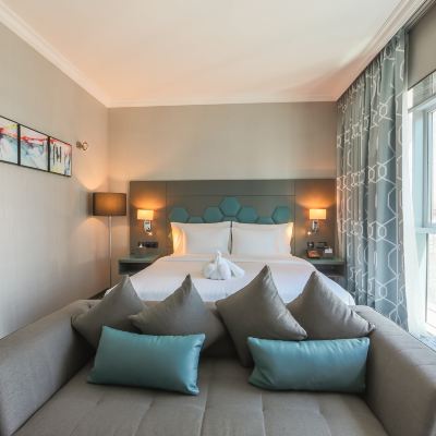 Premium King Room Edge Creekside Hotel Promo Code