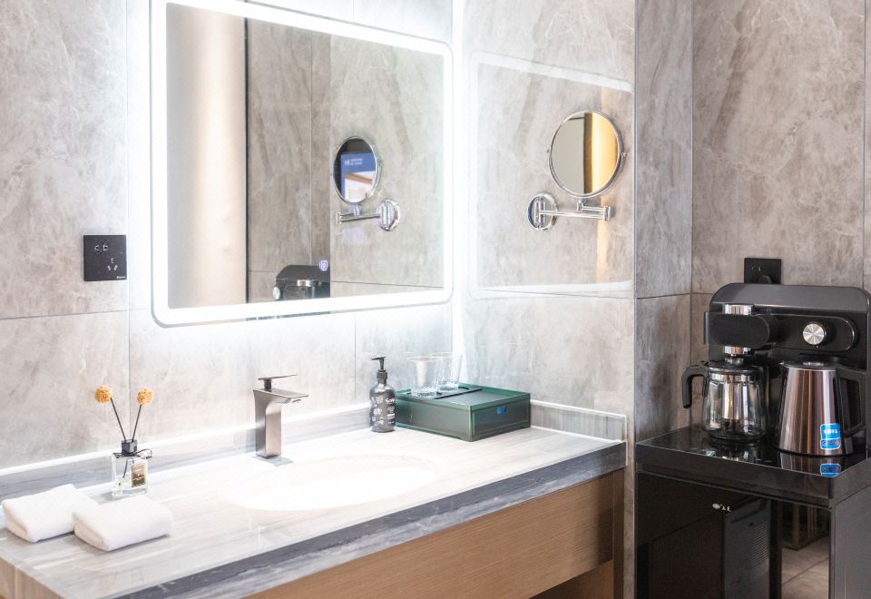 凈化輕奢大床房