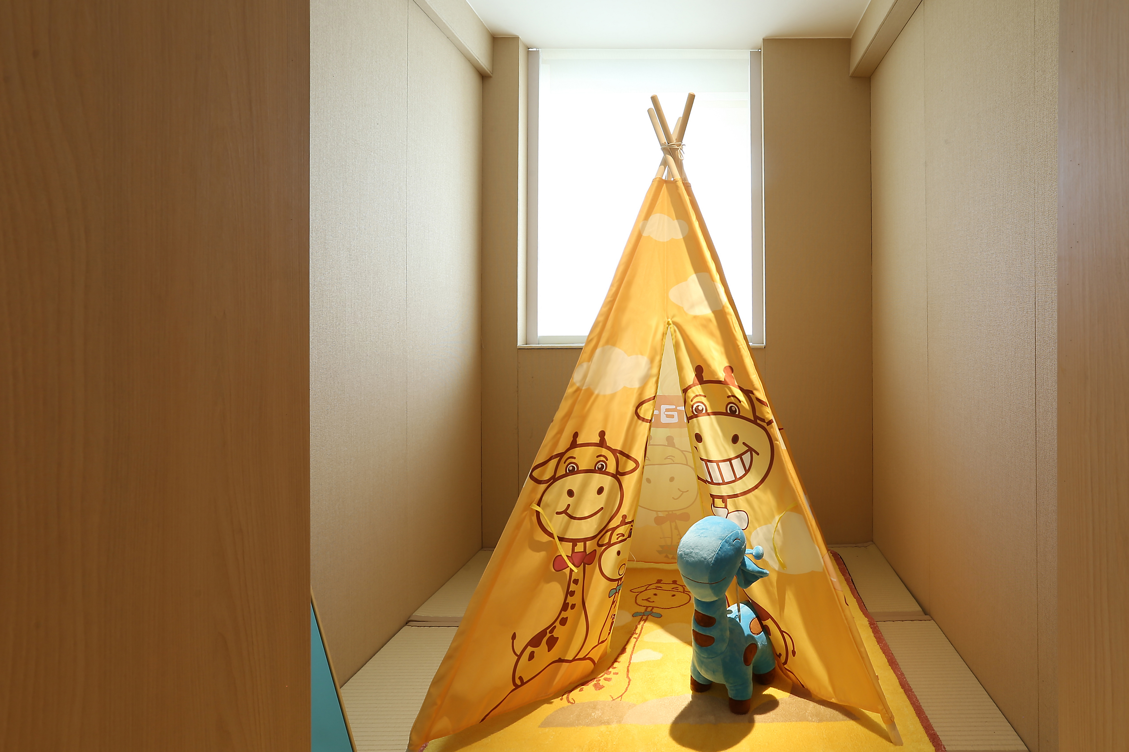 Bolly Wood Hotel(Beijing Wangfujing Street Palace Museum)家庭亲子房（可投屏超大屏幕电视+小童房布置+大空间）