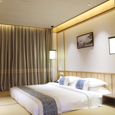 Luxury Minimalist Tatami King Bed Room 香格里拉第5顆隕石紫微酒店優惠