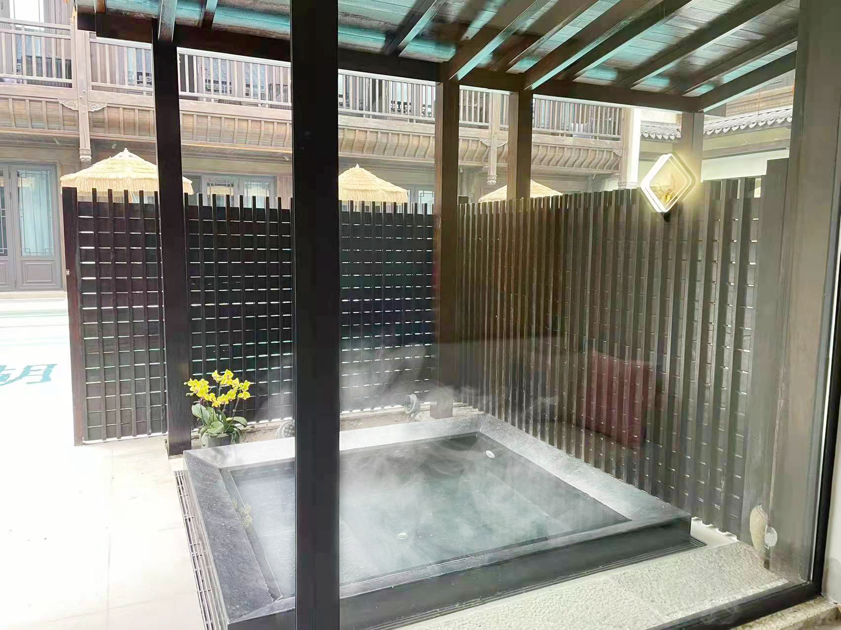 河景庭院恒温私汤双床房