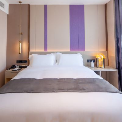 雅緻大床房（智能客控+慕斯床墊+空氣凈化機） 麗楓飯店（太原五一廣場柳巷店）優惠