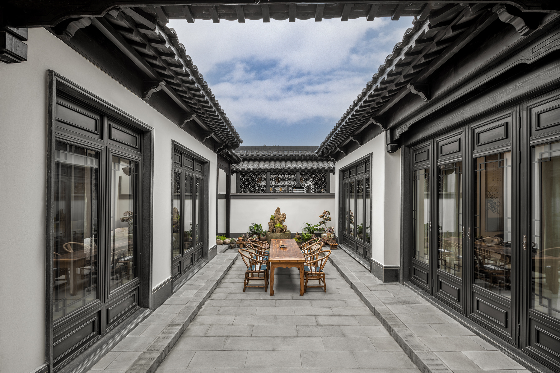 揽明月-三房独立别墅+高奢私人中式庭院