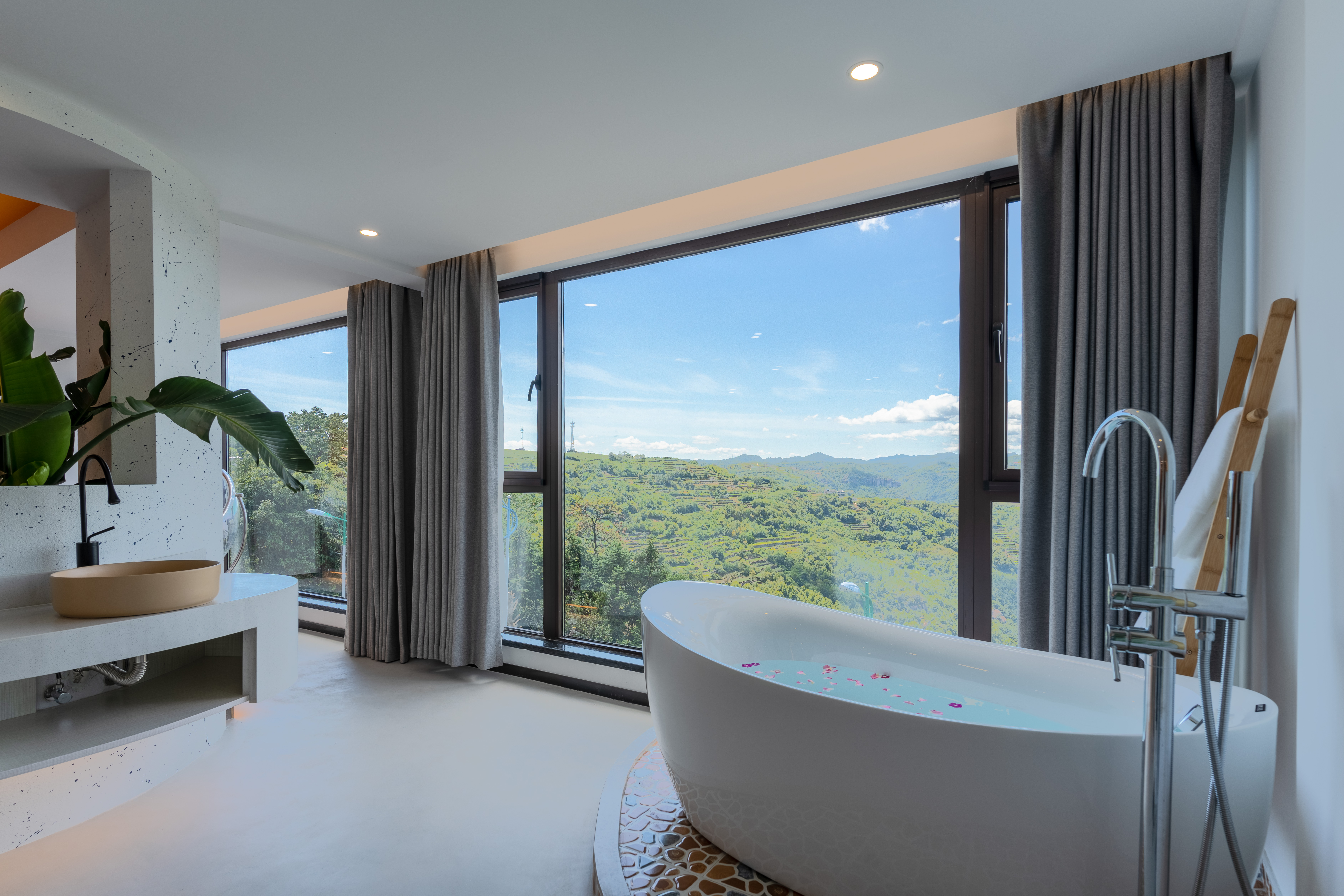 观山·十九山大平层家庭套房