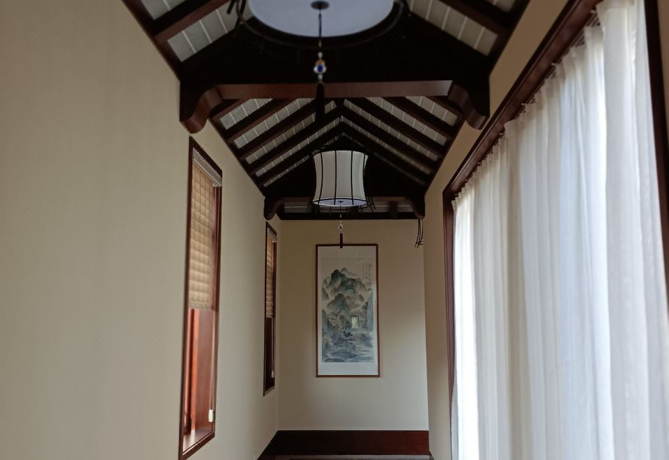 园景五居庭院房