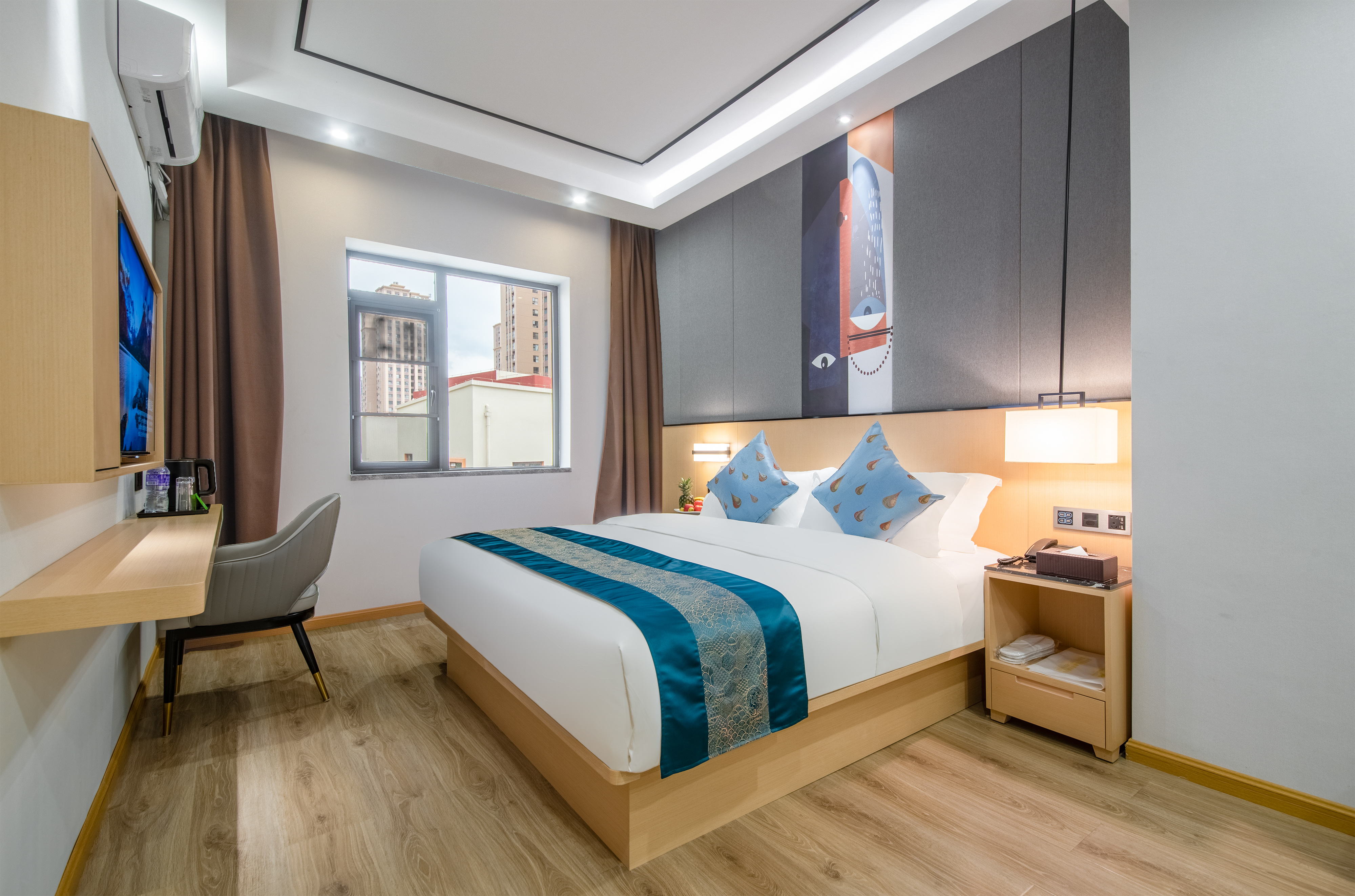 悦享豪华大床房