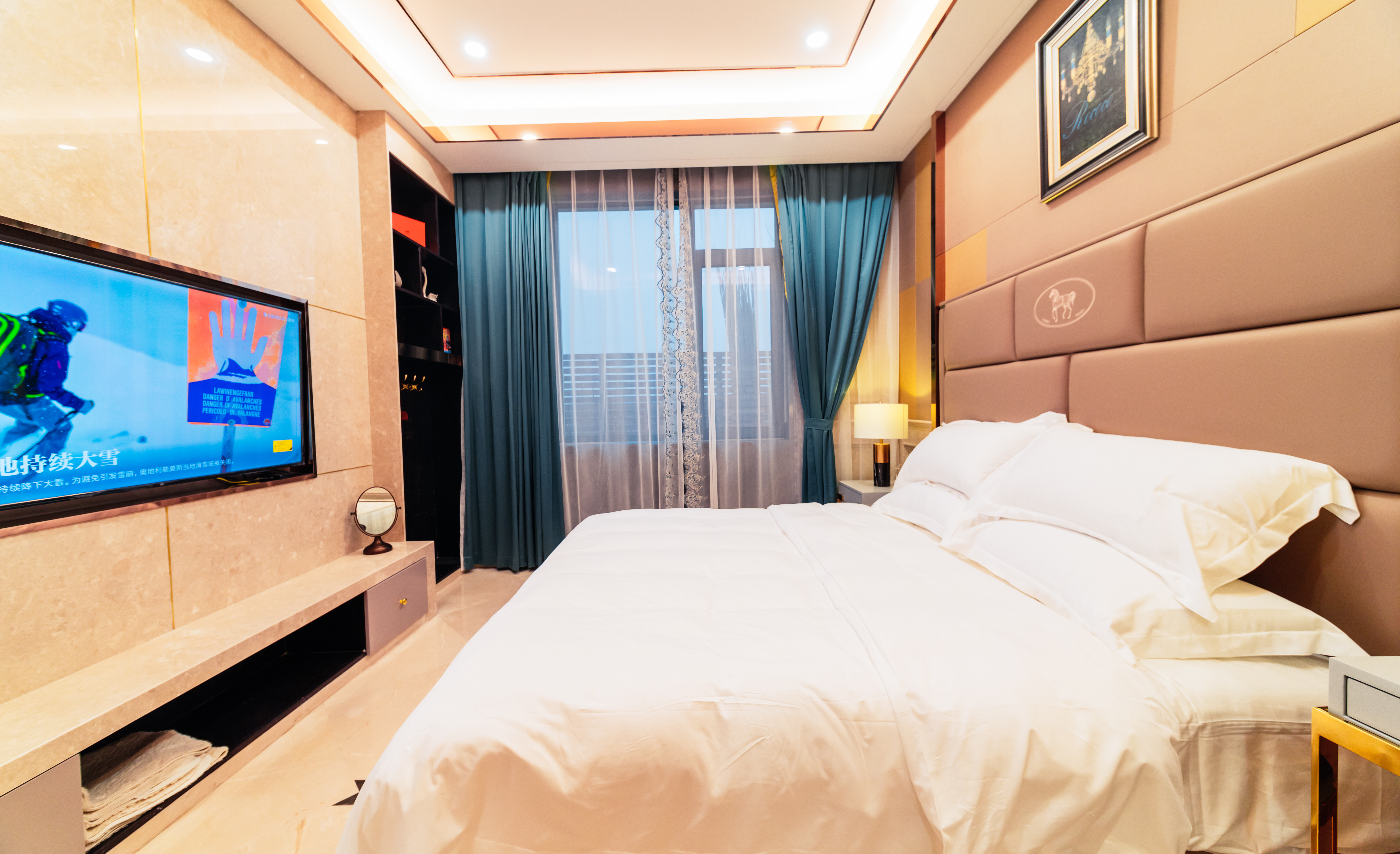 良栖·豪华大床房丨特惠主题房+私享庭院