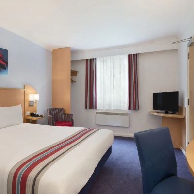 Mobility Accessible Double Room Ramada Wakefield Promo Code