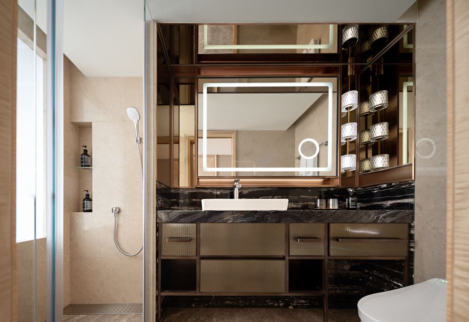 Friendship Hotel HangzhouExecutive Queen Room