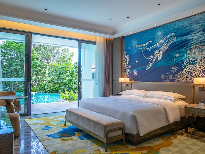 Vaperse Hainan Clear Water BaySwimming Pool Room - King Bed
