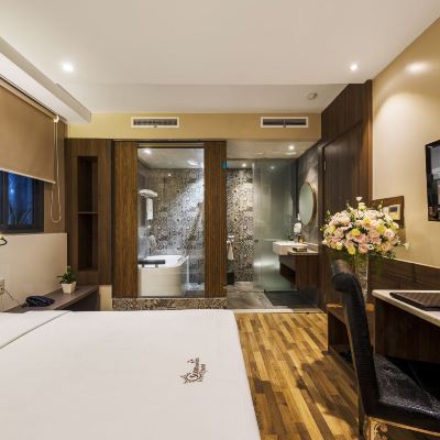 豪華雙人床房 禁菸 向日葵華麗飯店優惠