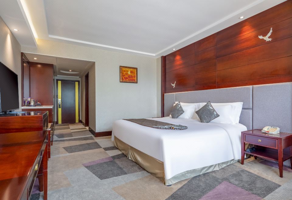 豪華廣場大床客房