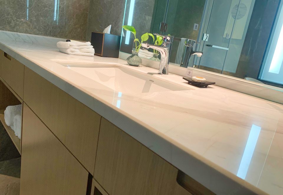 Galaxy Minyoun Chongqing Yunyang HotelExplorer Double Bed Room